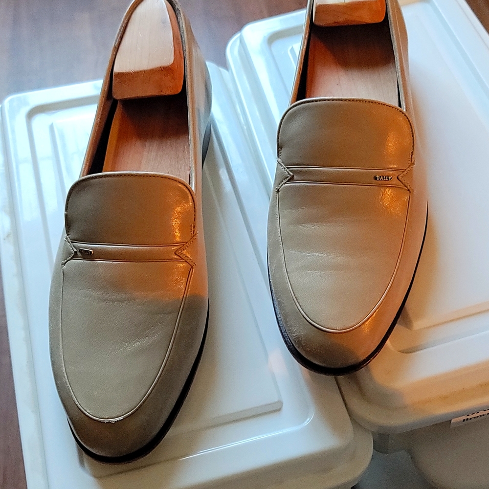 Mens Shoes